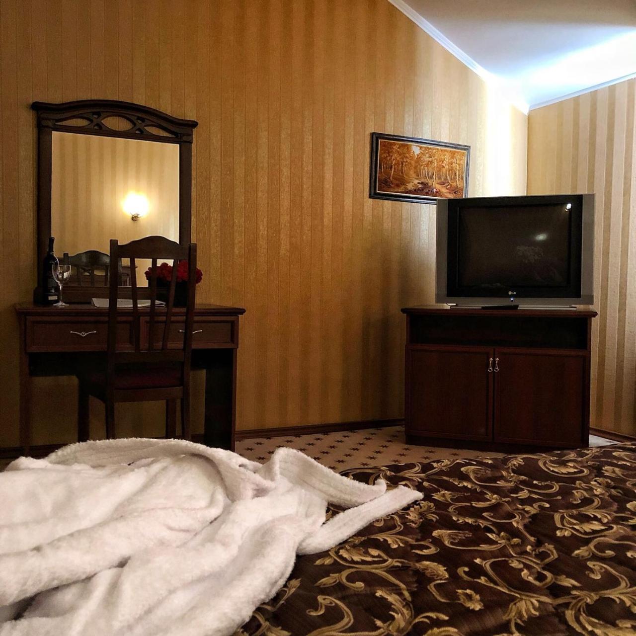 Zatyshok Hotel Vinnytsia Luaran gambar